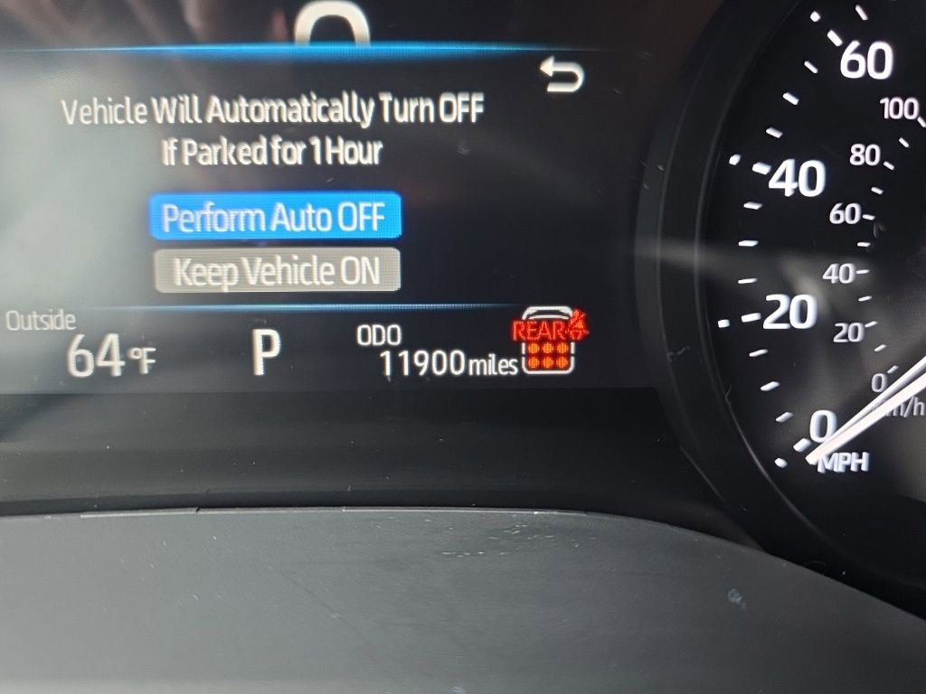 Used 2025 Toyota Sienna XLE image 27