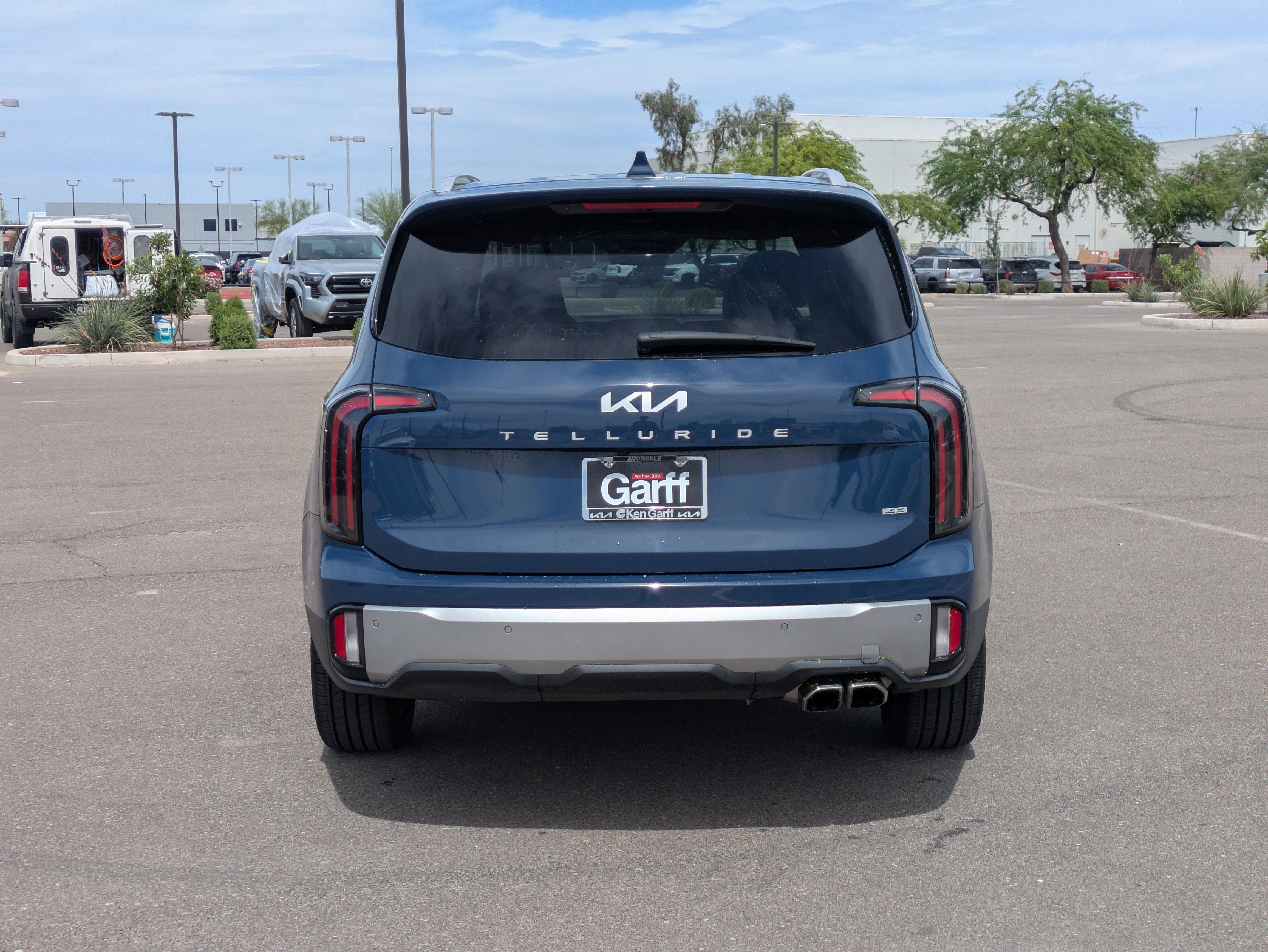 Used 2023 Kia Telluride SX Prestige image 4
