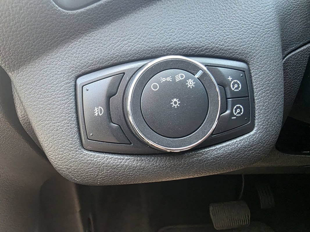 Used 2013 Ford Escape SE AWD/4WD image 22