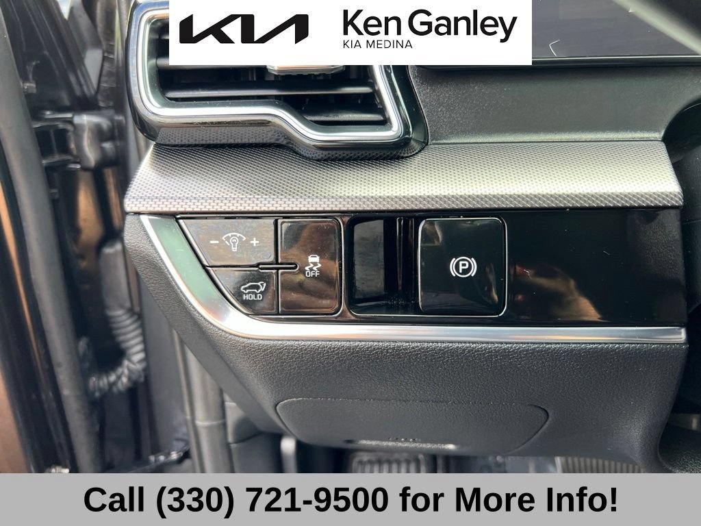 Certified 2024 Kia Sportage SX AWD/4WD image 27
