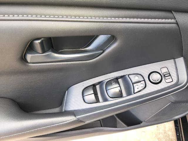 Certified 2025 Nissan Sentra S FWD image 29