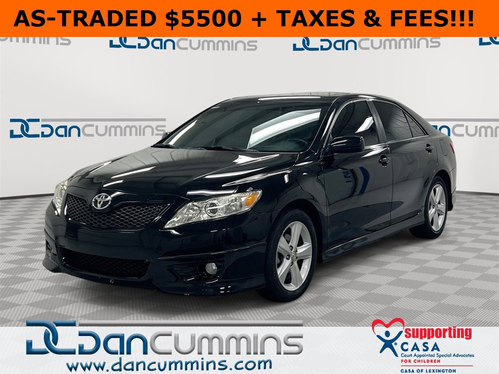 Used 2011 Toyota Camry SE w/ SE Extra-Value Pkg #1