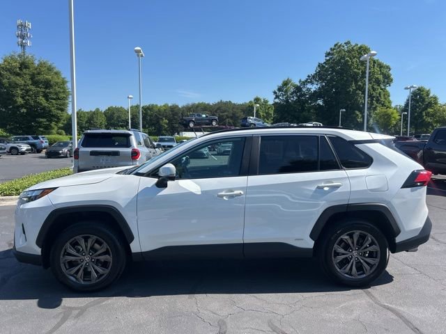 Used 2023 Toyota RAV4 XLE Premium AWD/4WD image 10