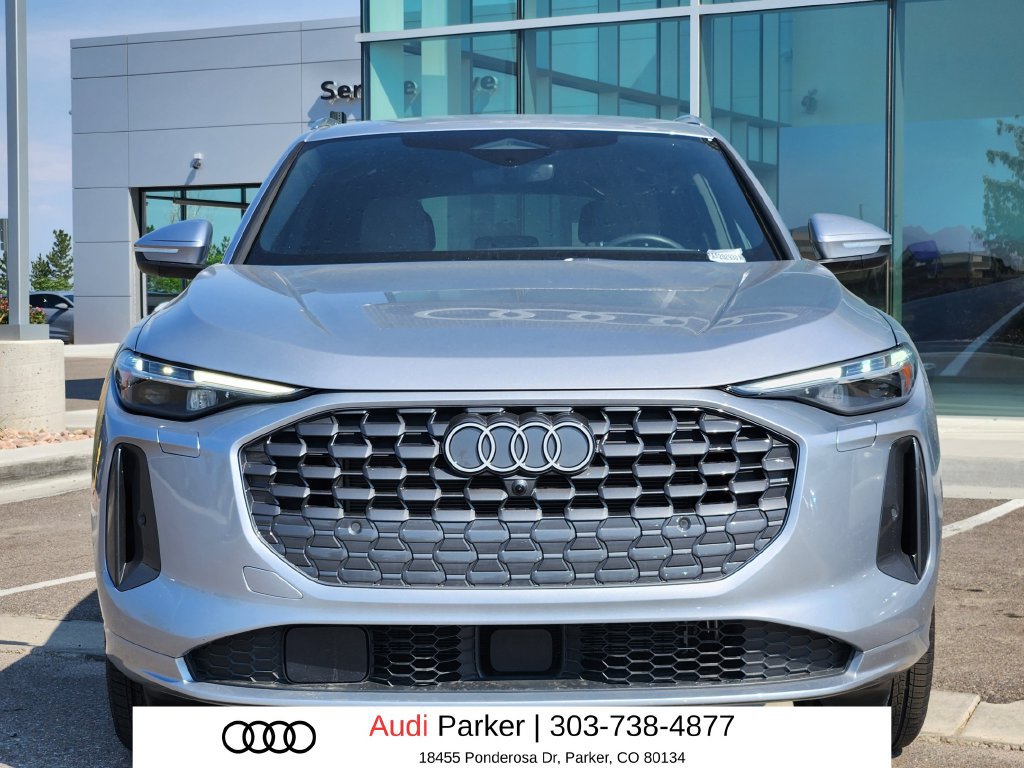 Used 2025 Audi Q5 Premium Plus w/ Premium Plus AWD/4WD image 4