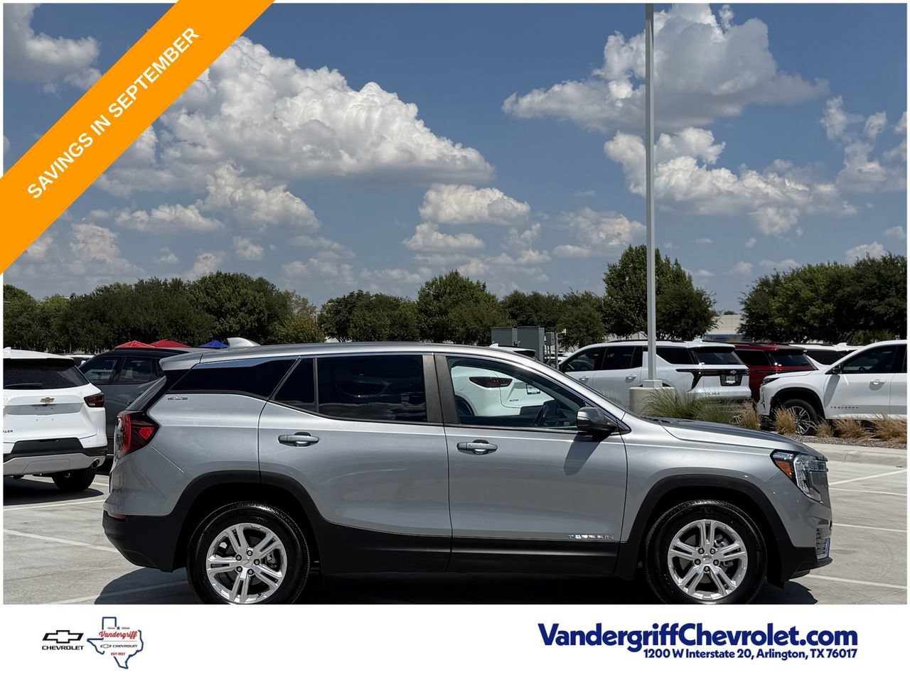 Used 2024 GMC Terrain SLE w/ Fleet Convenience Package FWD image 3