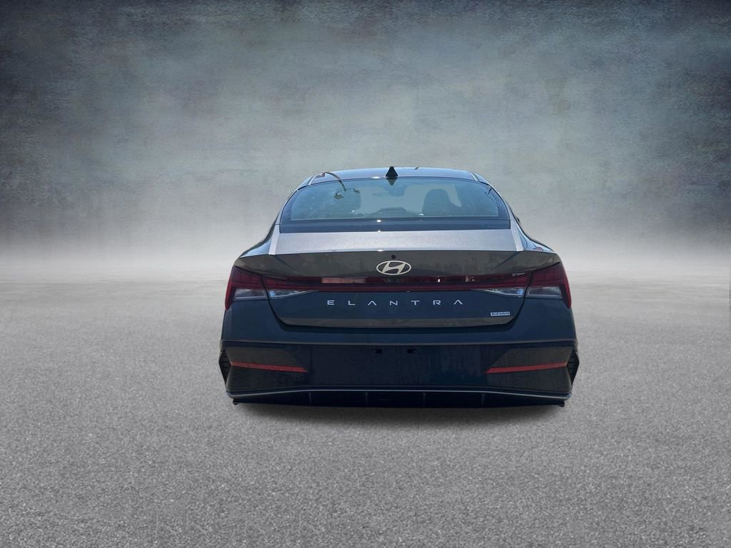 Certified 2025 Hyundai Elantra Hybrid FWD image 47