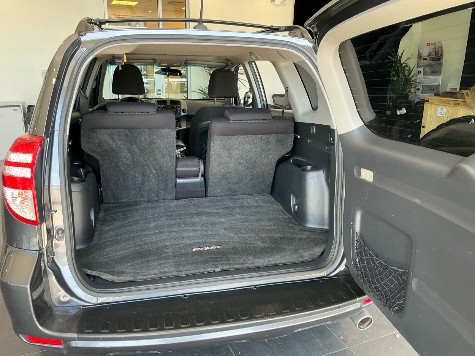 Used 2010 Toyota RAV4 Sport AWD/4WD image 31