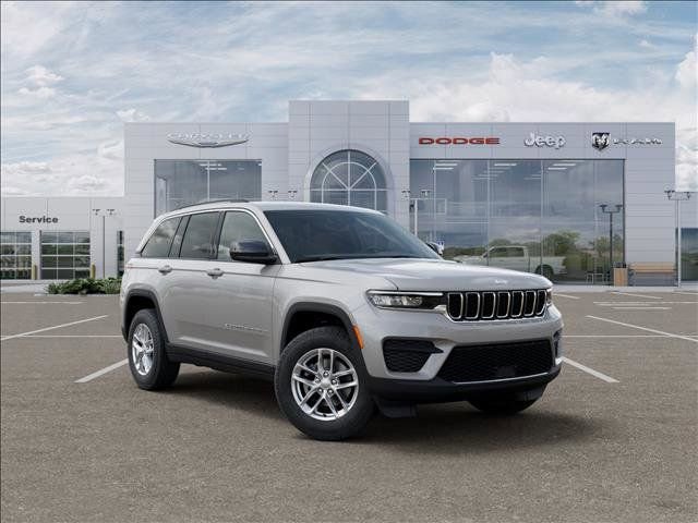 New 2026 Jeep Grand Cherokee Laredo X RWD image 5