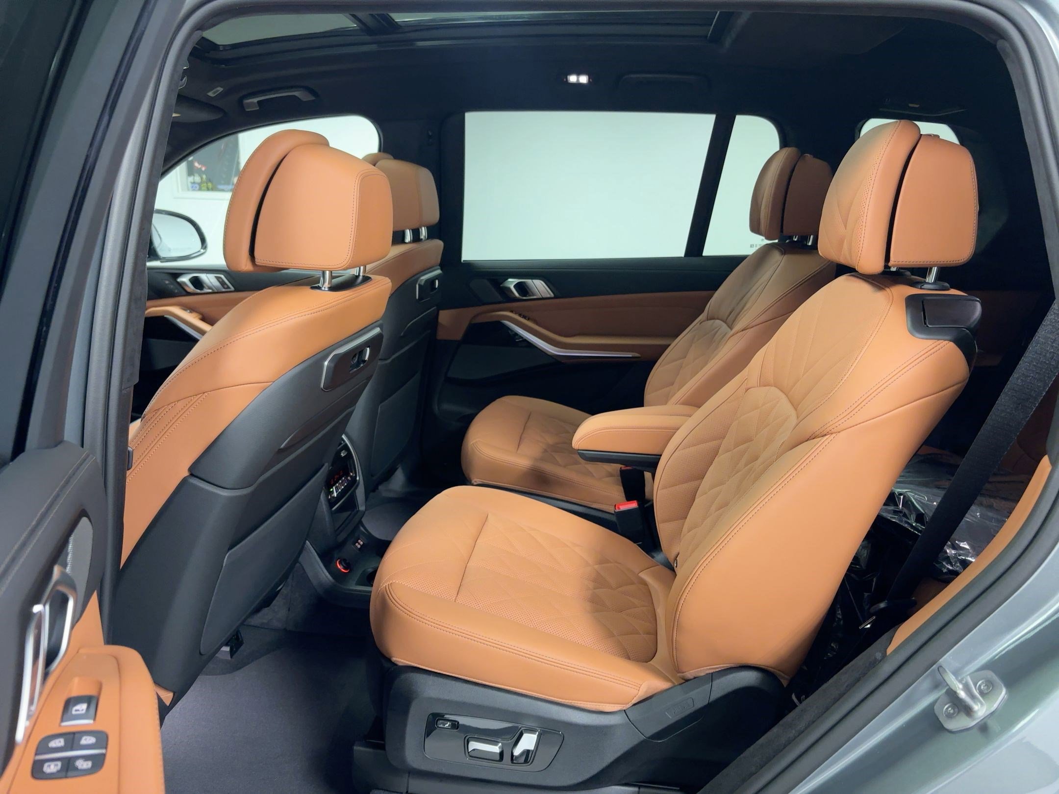 New 2026 BMW X7 xDrive40i w/ M Sport Package image 12