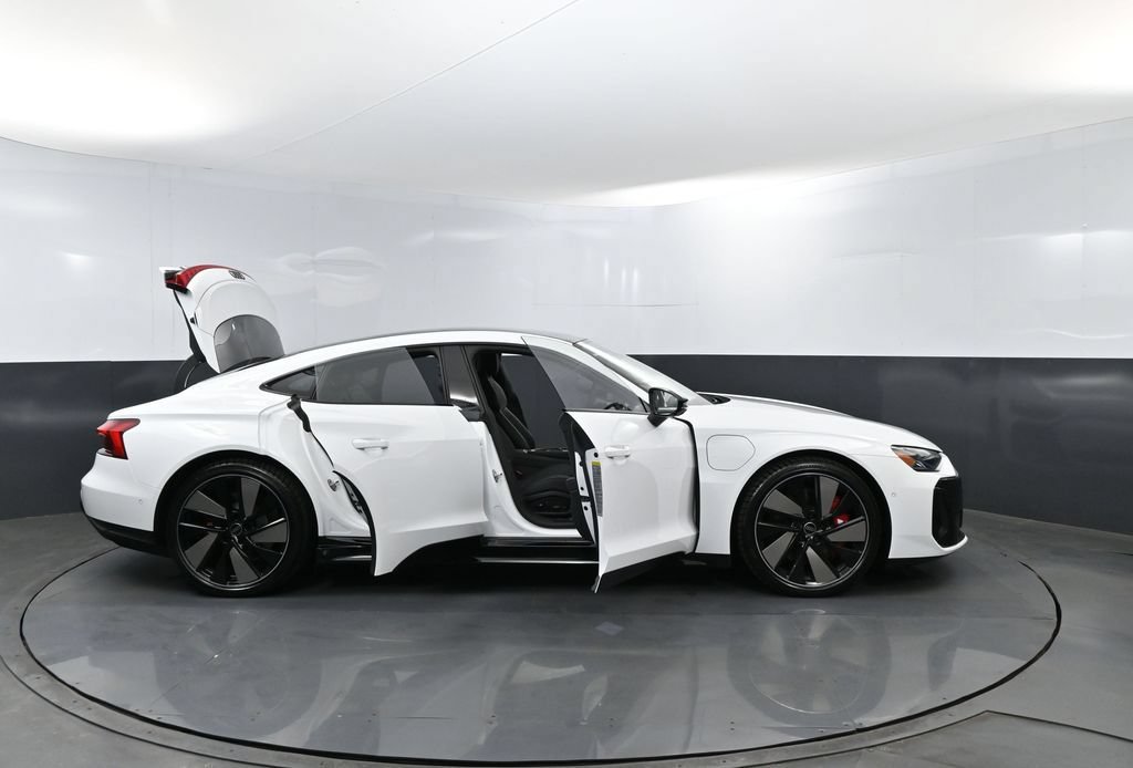 New 2026 Audi S e-tron GT Prestige AWD/4WD image 29