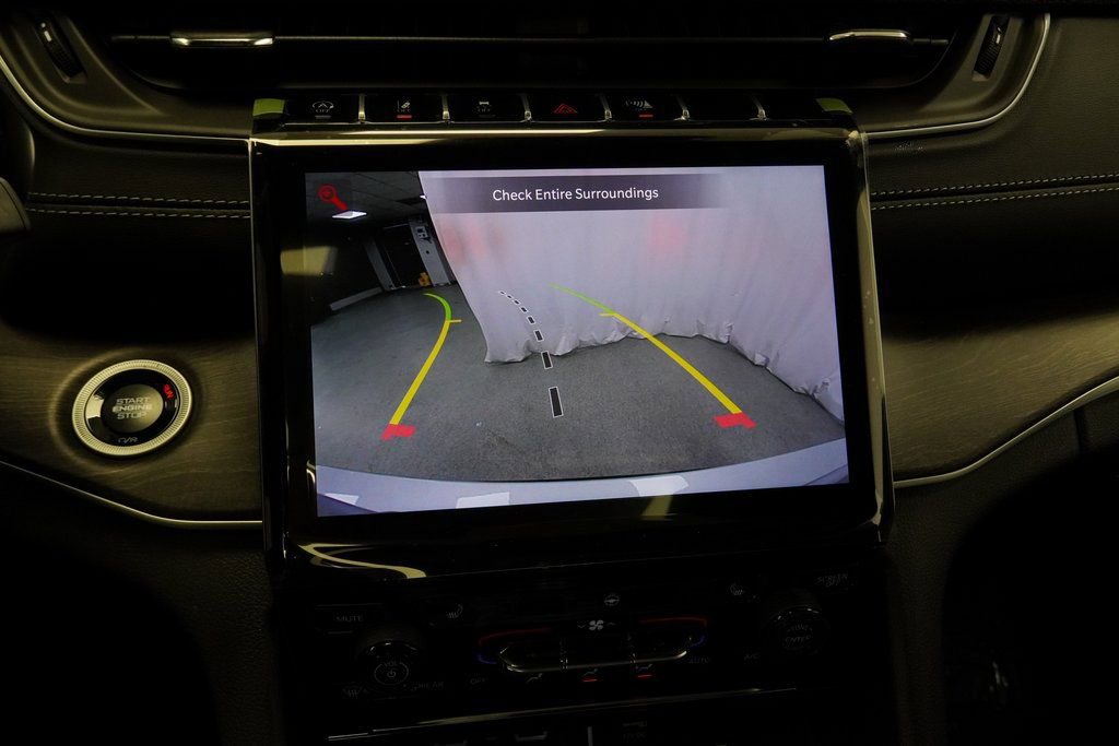 New 2025 Jeep Grand Cherokee L Limited image 24