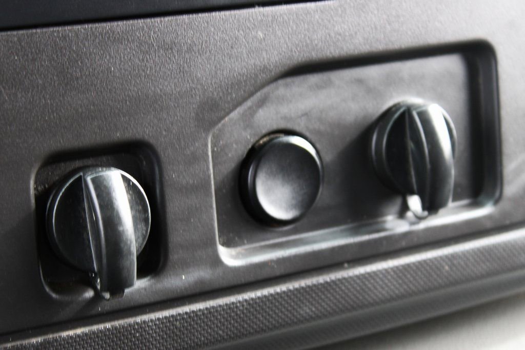 Used 2014 Ford E-350 and Econoline 350 Super Duty w/ Power Windows & Locks Group RWD image 29