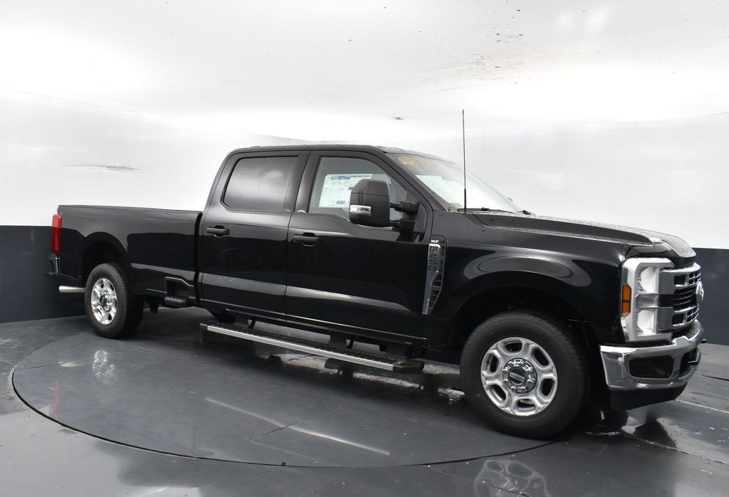 New 2026 Ford F250 XLT image 4