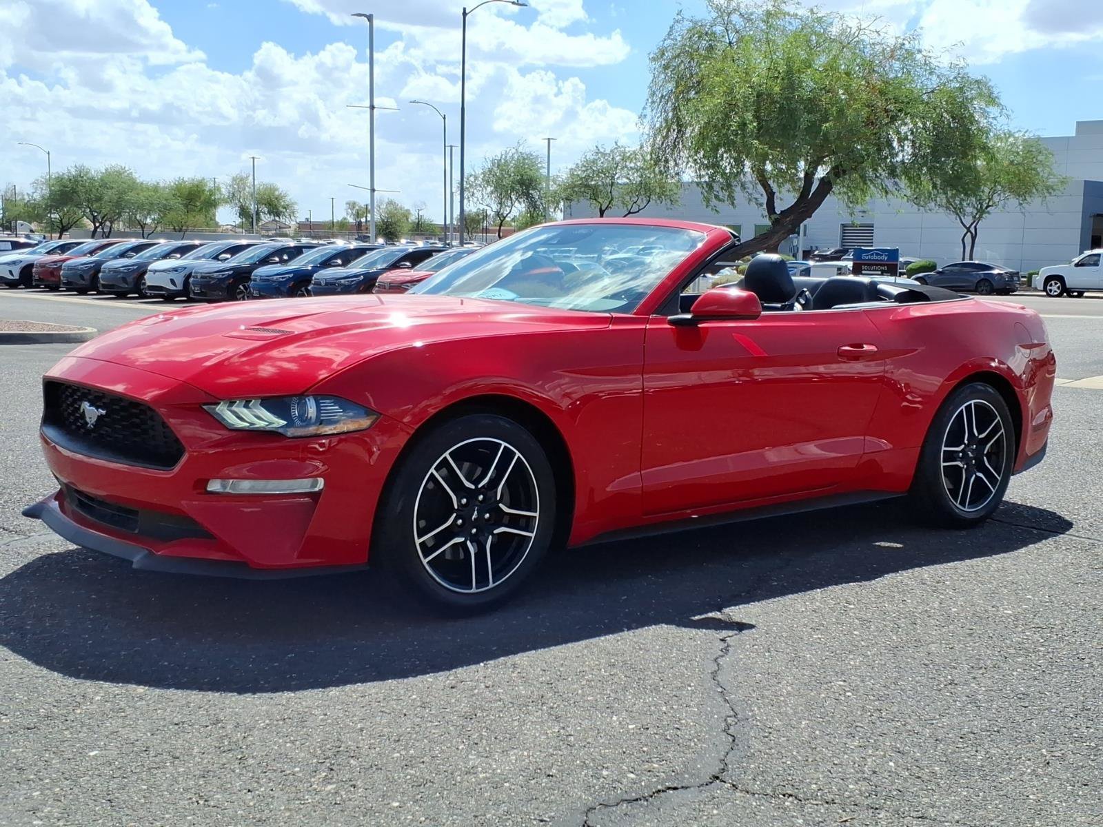 Used 2021 Ford Mustang Premium RWD image 3