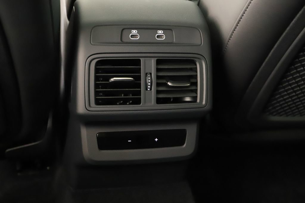 New 2026 Audi SQ5 Premium Plus image 21