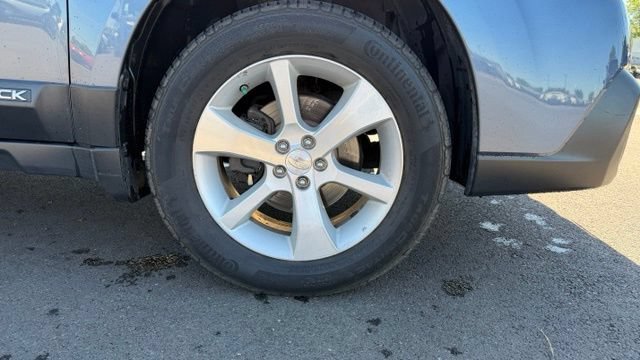 Used 2013 Subaru Outback 2.5i Limited AWD/4WD image 10