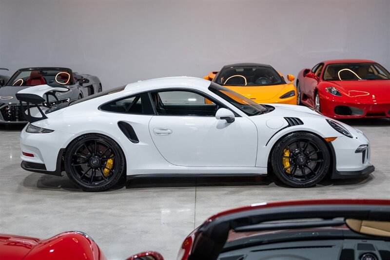 Used 2016 Porsche 911 GT3 RS RWD image 7