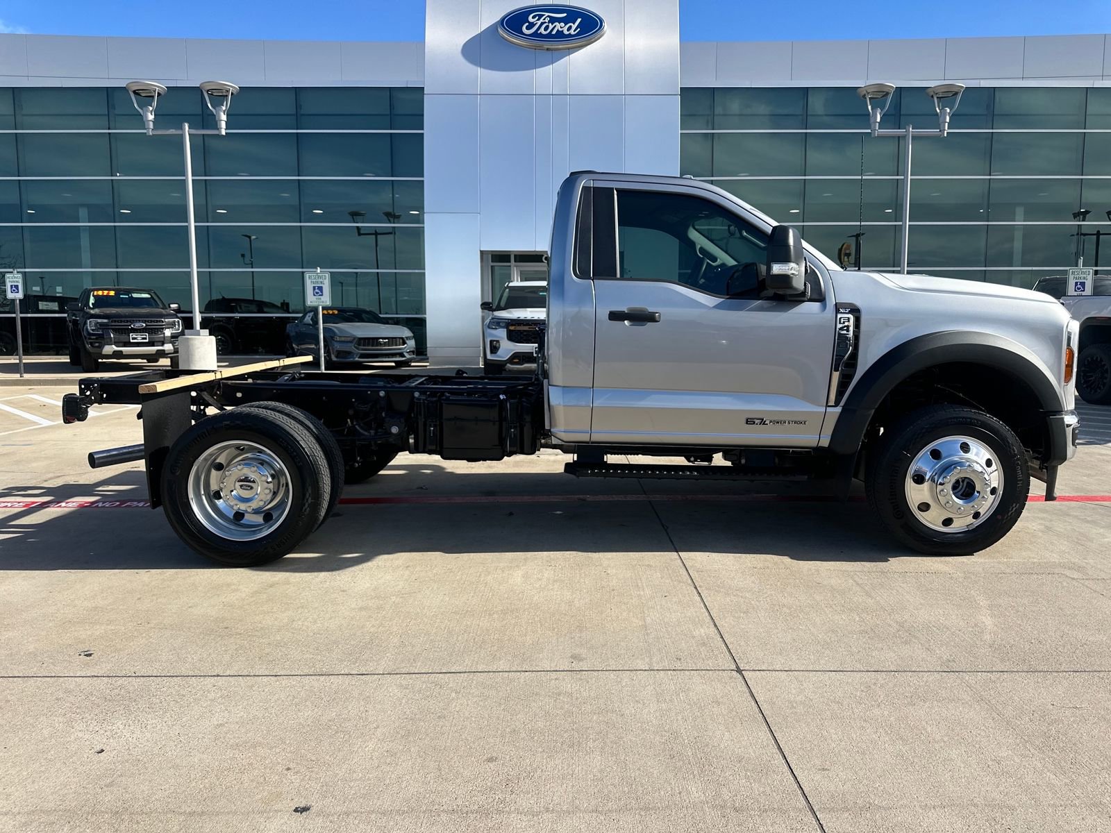 New 2026 Ford F450 XLT w/ XLT Value Package image 6