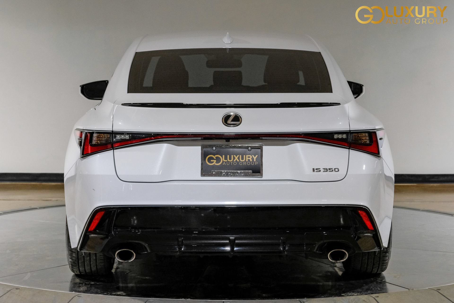 Used 2025 Lexus IS 350 F Sport RWD image 11