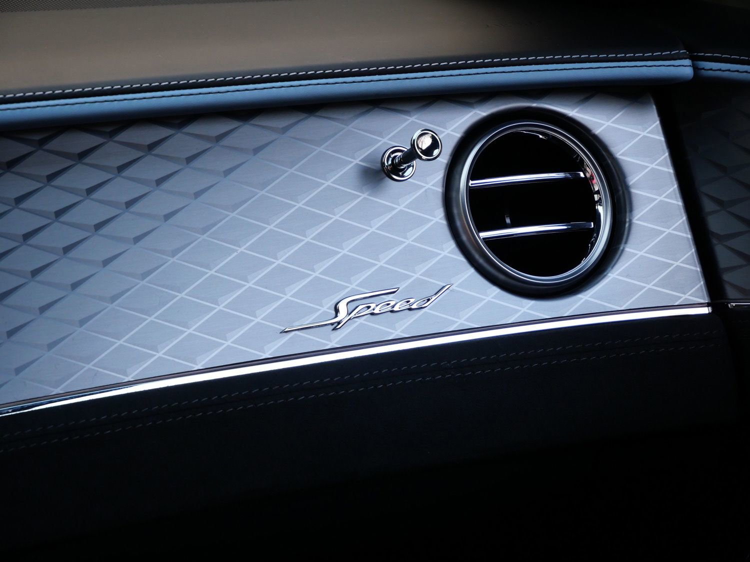 Used 2024 Bentley Continental GT Speed image 25