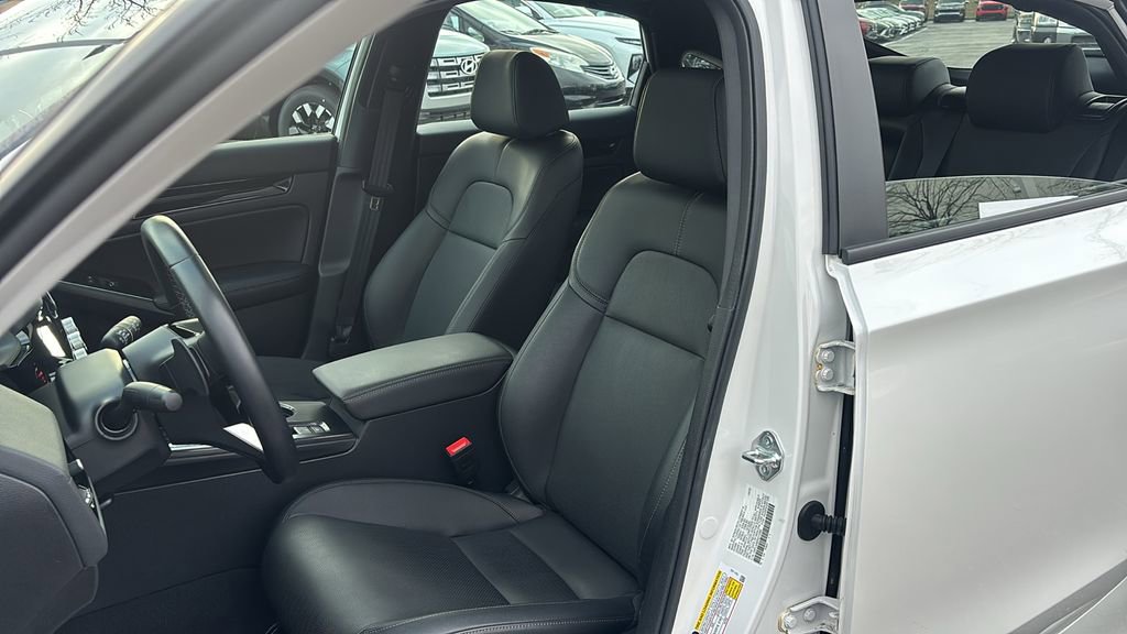 Certified 2025 Honda Civic Sport Touring image 10
