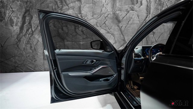 Used 2023 BMW M3 Competition w/ Executive Package image 4