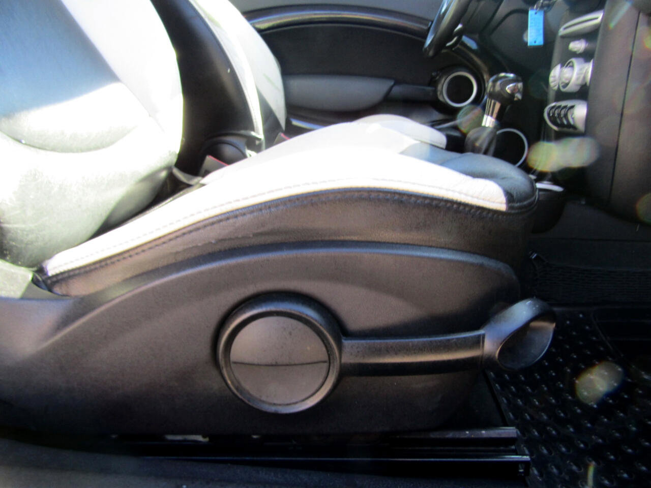 Used 2010 MINI Cooper S image 25