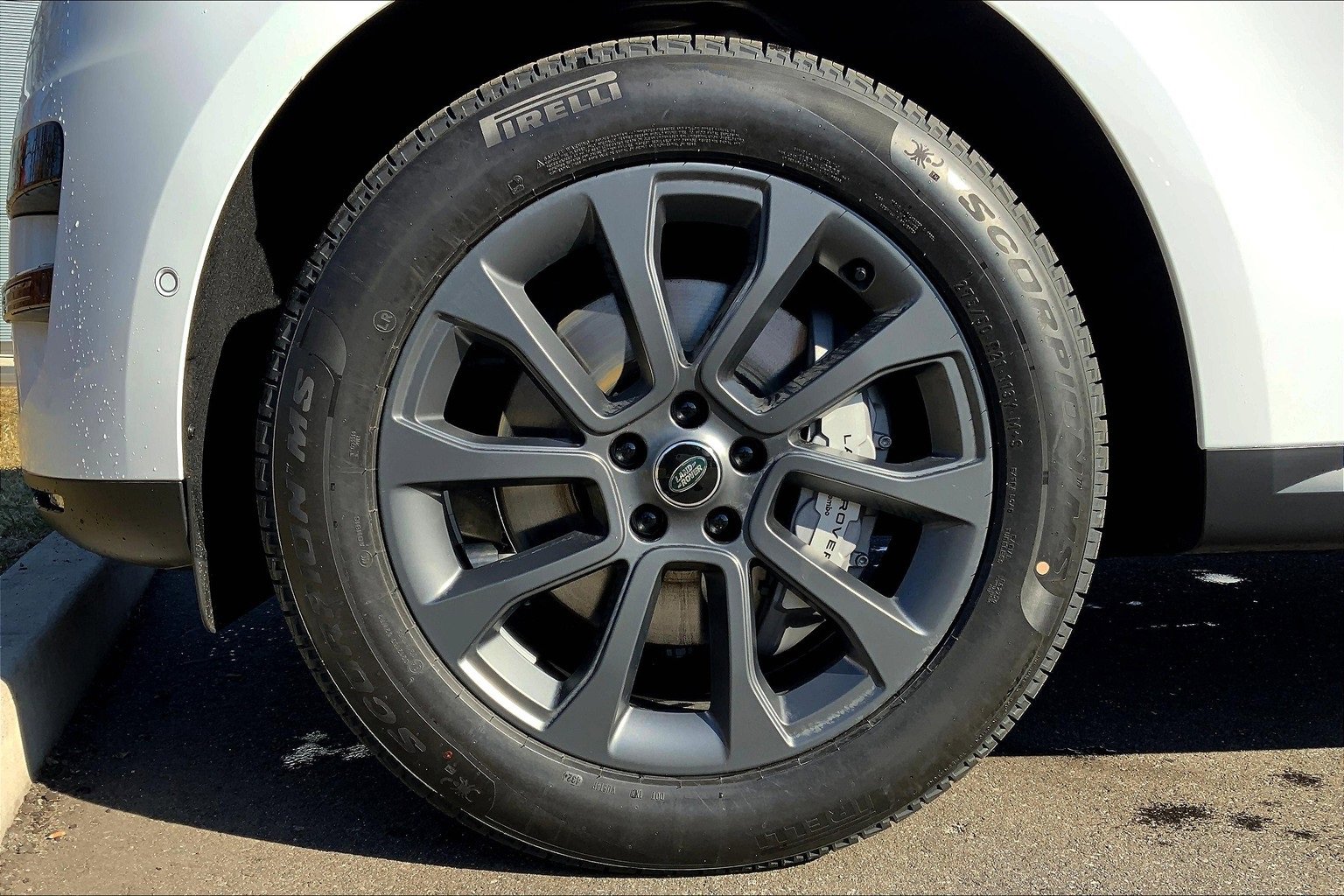 New 2025 Land Rover Range Rover Sport image 11