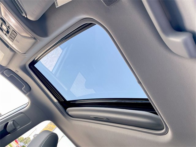 Used 2025 Toyota RAV4 XLE Premium image 21