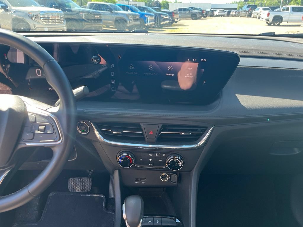 Used 2025 Buick Encore GX Preferred AWD/4WD image 24