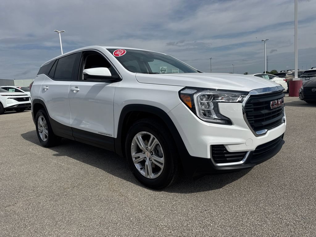 Used 2024 GMC Terrain SLE image 9
