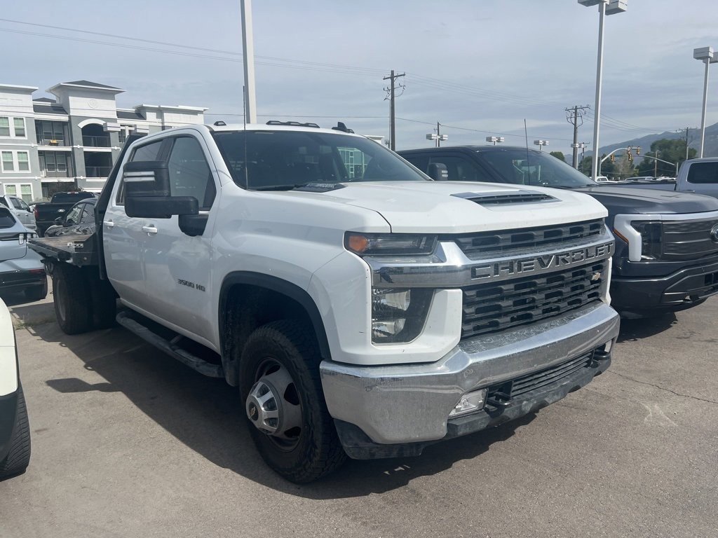 Used 2022 Chevrolet Silverado 3500 LT w/ Convenience Package AWD/4WD image 3