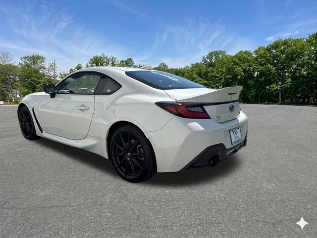 Used 2022 Toyota GR86 Premium w/ ALL Weather Mat Package (TMS) RWD image 5