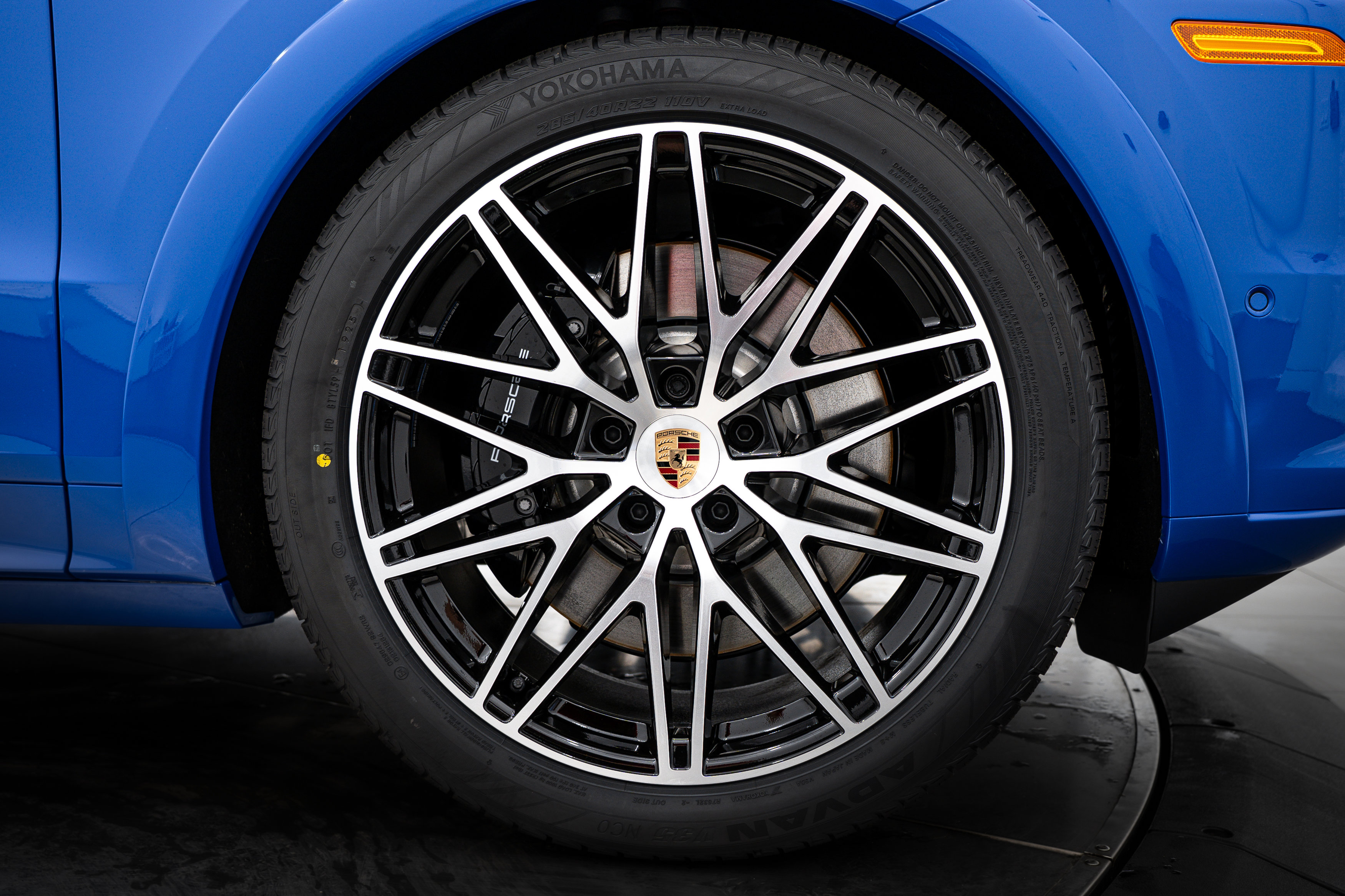 New 2026 Porsche Cayenne GTS image 11