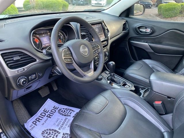 Used 2021 Jeep Cherokee Limited w/ Trailer Tow Group AWD/4WD image 6