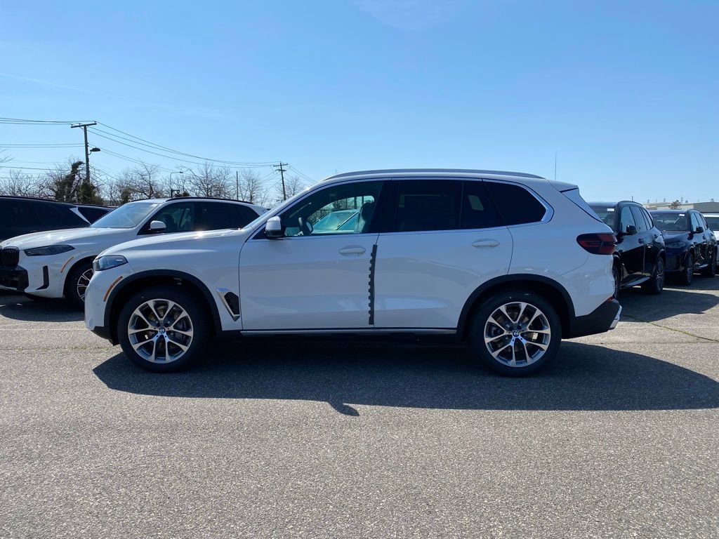 New 2026 BMW X5 xDrive40i w/ Parking Assistance Package AWD/4WD image 4