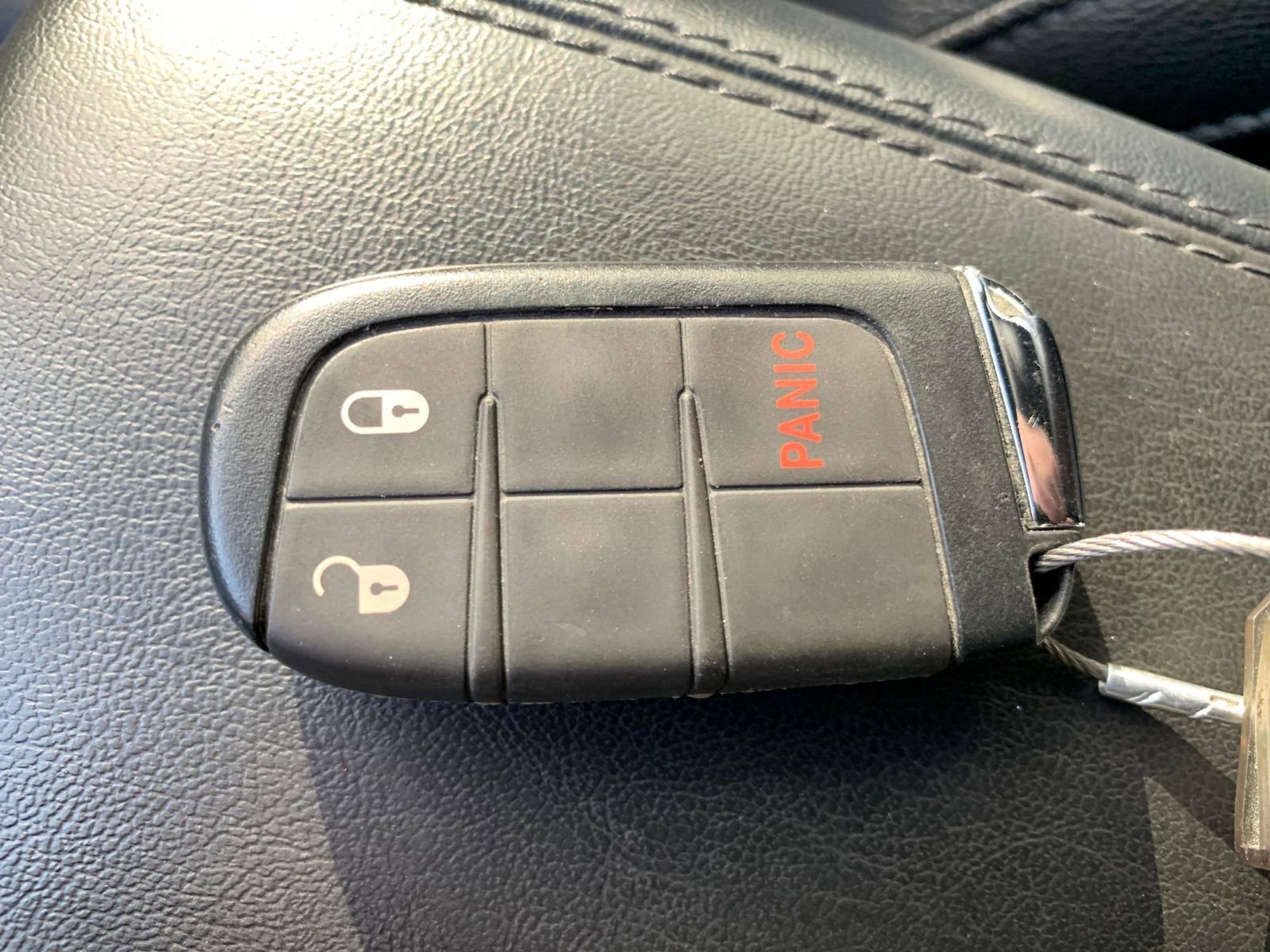 Used 2025 Jeep Compass Latitude image 21