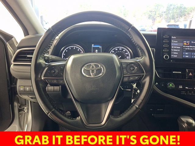 Used 2024 Toyota Camry SE image 23