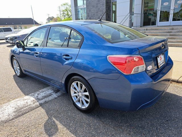 Used 2014 Subaru Impreza 2.0i Premium w/ All-Weather Package w/CVT AWD/4WD image 4