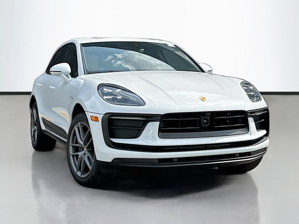 New 2026 Porsche Macan AWD/4WD image 7