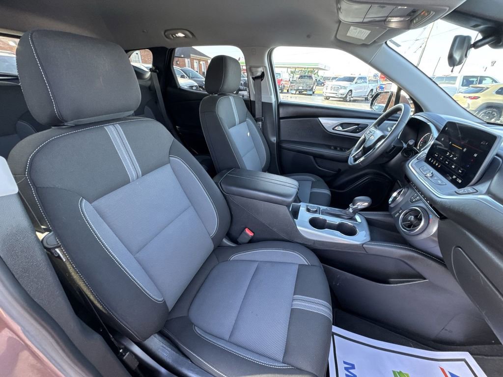 Used 2023 Chevrolet Blazer LT image 24