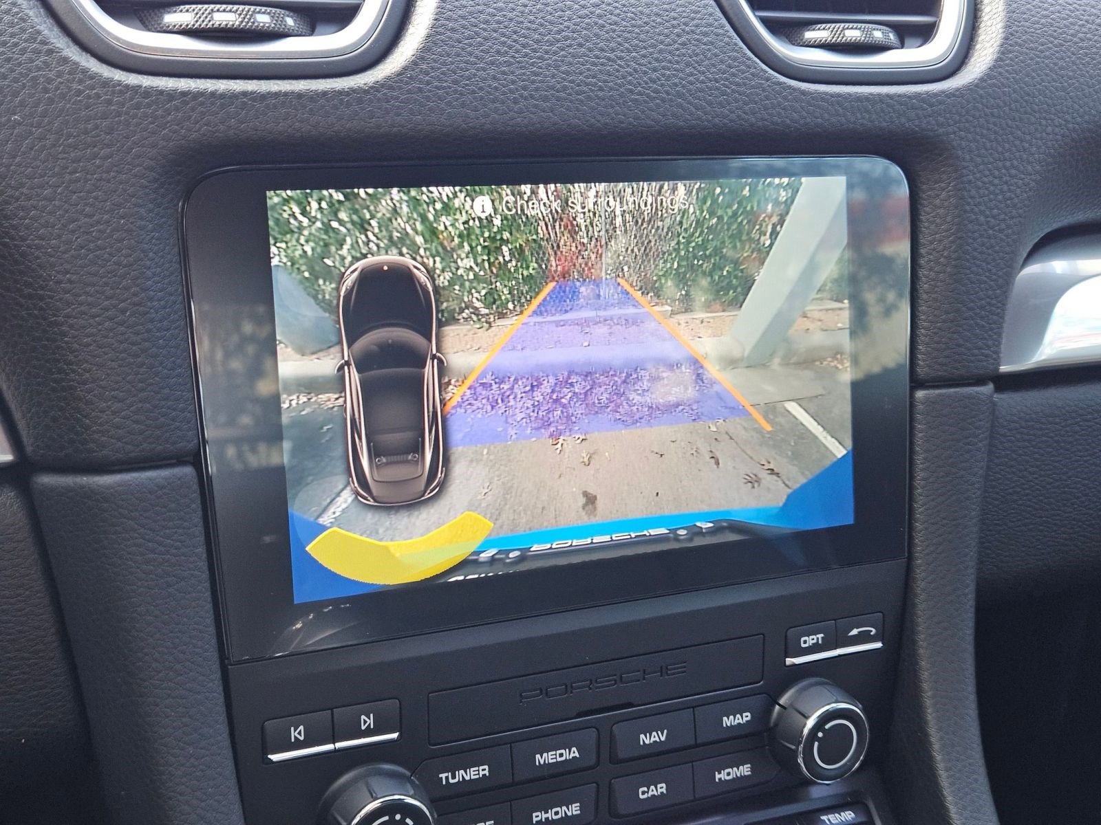 Used 2025 Porsche 718 Cayman image 18