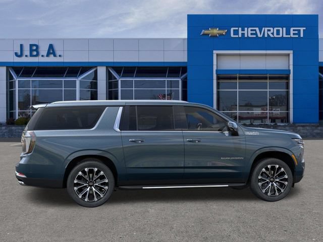 New 2026 Chevrolet Suburban High Country w/ Sun And Tow Package AWD/4WD image 5