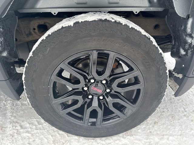 Used 2024 GMC Sierra 1500 Elevation image 32