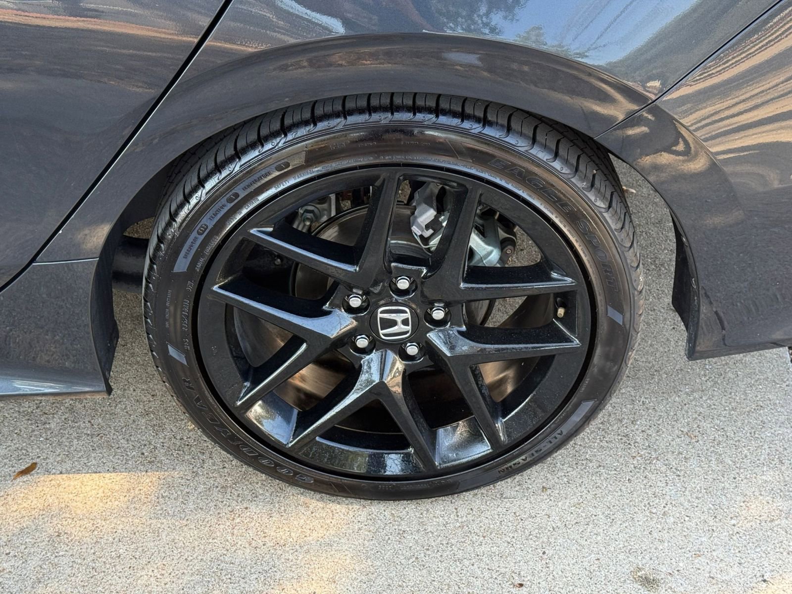 Used 2025 Honda Civic Sport image 31