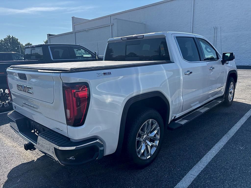 Used 2022 GMC Sierra 1500 SLT w/ SLT Premium Plus Package AWD/4WD image 11
