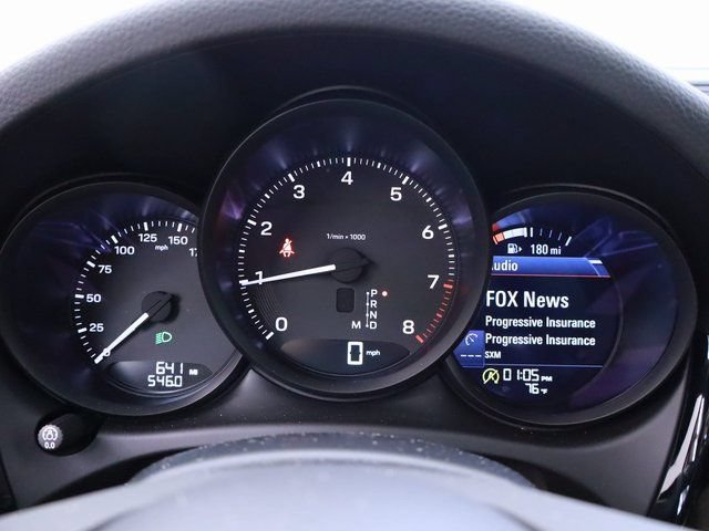 Used 2024 Porsche Macan AWD/4WD image 20