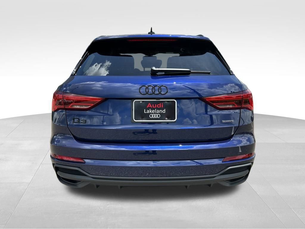 New 2025 Audi Q3 2.0T Premium image 5