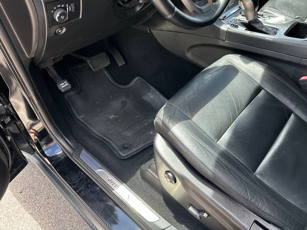 Used 2020 Jeep Grand Cherokee Limited RWD image 21
