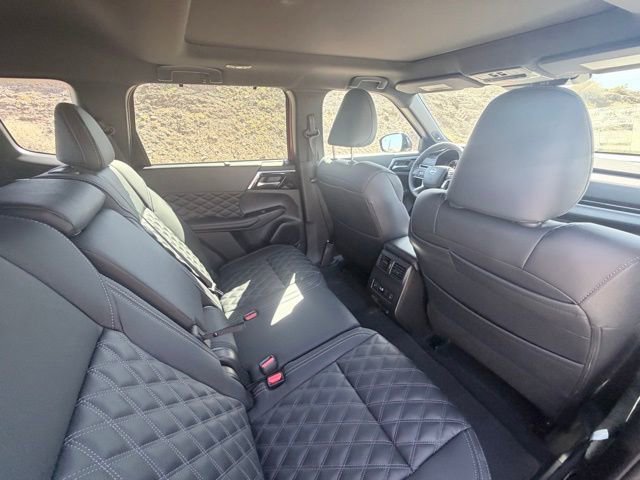 New 2026 Nissan Rogue Platinum image 32